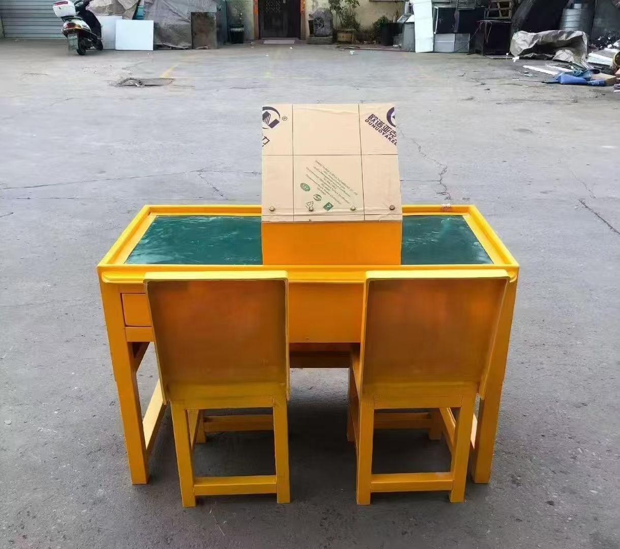 金波乡防静电导通桌井下煤矿火工品发放桌：危险品流转的安全守护者